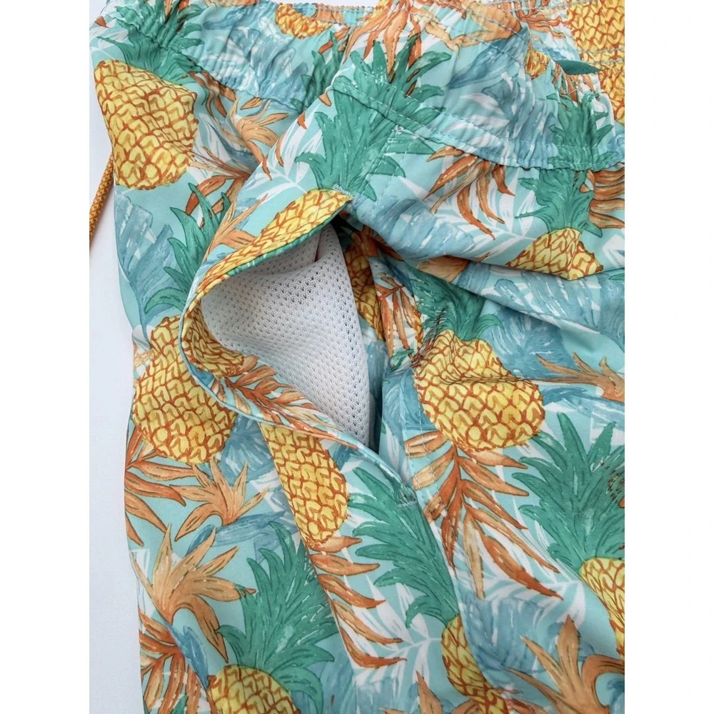 NWT Member's Mark Men's Resort Swim Trunks Pineapple Print Size Large UPF 50